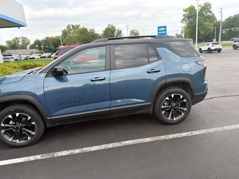 Used 2025 Chevrolet Equinox RS AWD/4WD image 4