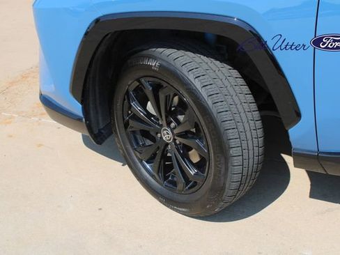 Used 2022 Toyota RAV4 XSE image 9