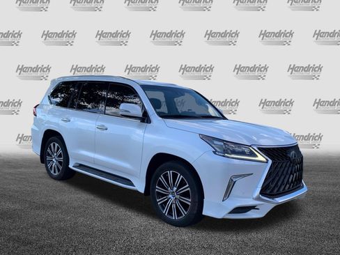 Used 2019 Lexus LX 570 4WD w/ Luxury Package image 2