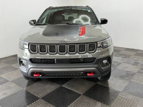 Certified 2023 Jeep Compass Trailhawk w/ Trailhawk Convenience Group AWD/4WD image 4