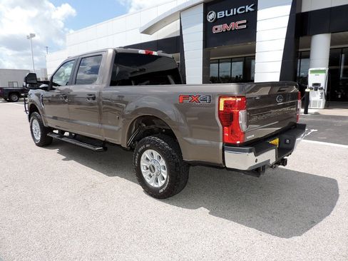 Used 2022 Ford F250 XL w/ STX Appearance Package AWD/4WD image 7
