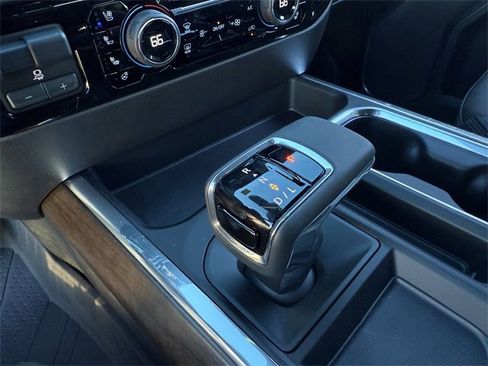 New 2026 Chevrolet Silverado 1500 High Country w/ High Country Premium Package image 19