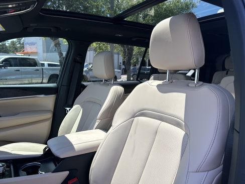 New 2026 Jeep Grand Cherokee L Limited w/ Luxury Tech Group II RWD image 14