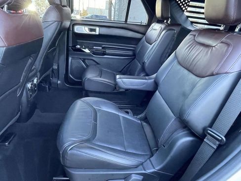 Certified 2022 Ford Explorer Platinum w/ Equipment Group 601A image 13