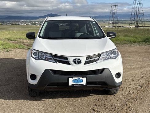 Used 2013 Toyota RAV4 LE AWD/4WD image 10