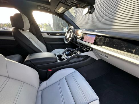 Certified 2026 Porsche Cayenne S AWD/4WD image 38