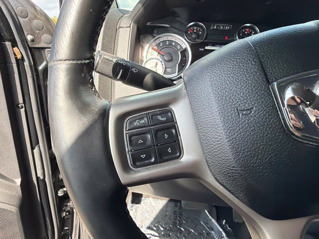 Used 2017 RAM 3500 Laramie RWD image 22