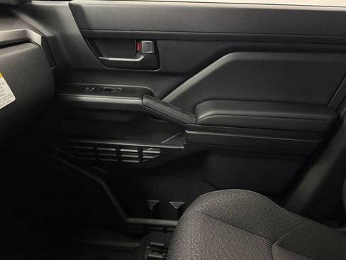 New 2026 Toyota 4Runner SR5 AWD/4WD image 24