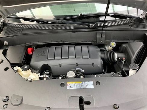 Used 2016 Chevrolet Traverse LTZ AWD/4WD image 29