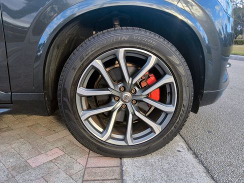 Used 2016 Volvo XC90 T6 Momentum image 46