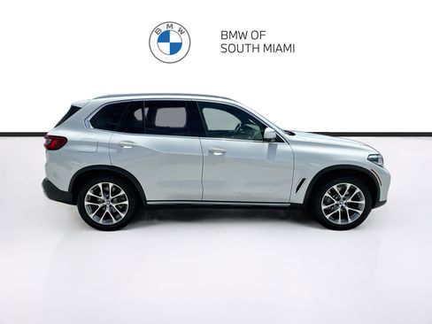 Used 2019 BMW X5 xDrive40i w/ Convenience Package AWD/4WD image 8