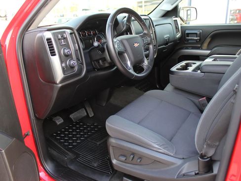 Used 2018 Chevrolet Silverado 1500 LT w/ All Star Edition image 12