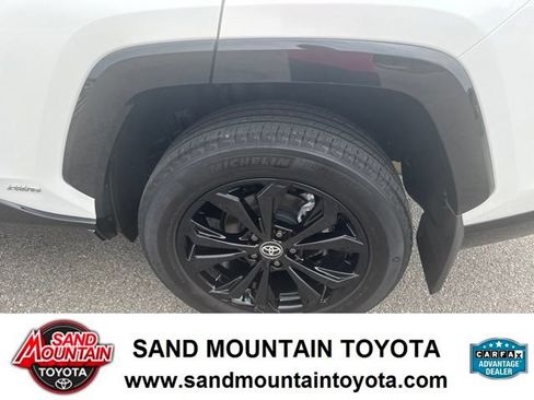 Used 2024 Toyota RAV4 XSE AWD/4WD image 13