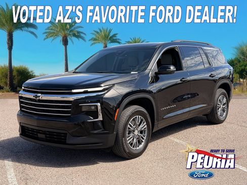 Used 2026 Chevrolet Traverse LT w/ Driver Confidence Package FWD image 1