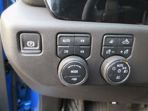 Certified 2025 Chevrolet Silverado 1500 LT Trail Boss w/ LT Trail Boss Premium Package image 28