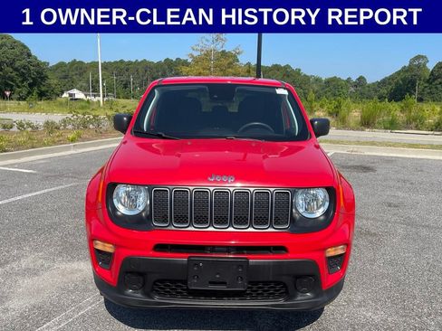 Certified 2022 Jeep Renegade Sport AWD/4WD image 7