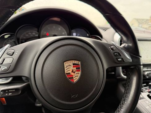 Used 2014 Porsche Cayenne S AWD/4WD image 18