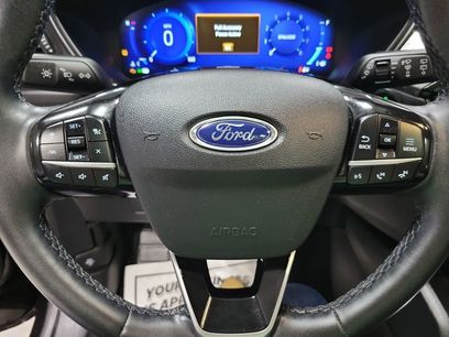 Used 2022 Ford Escape Titanium