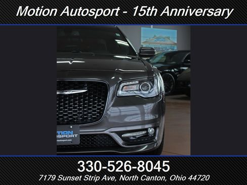Used 2017 Chrysler 300 S w/ S Model Appearance Package image 6