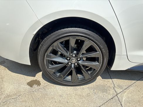 Used 2025 Toyota Corolla SE FWD image 36