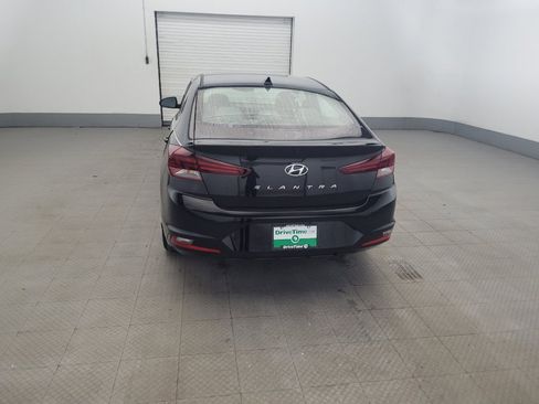 Used 2020 Hyundai Elantra Value Edition w/ Cargo Package (C1) FWD image 6