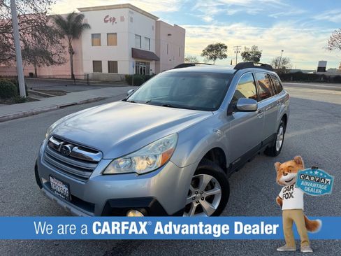 Used 2013 Subaru Outback 2.5i Limited AWD/4WD image 1