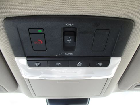Used 2023 Nissan Altima 2.5 SL FWD image 27
