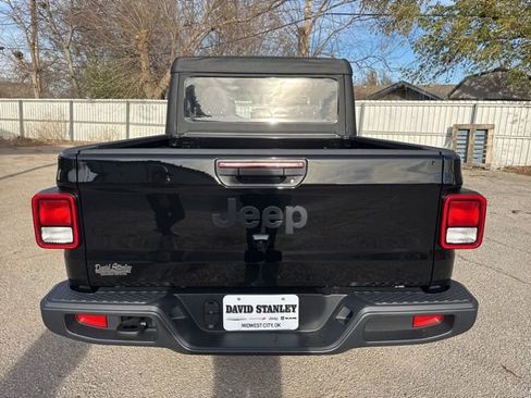 New 2026 Jeep Gladiator Sport AWD/4WD image 5