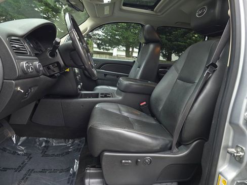 Used 2013 Chevrolet Silverado 2500 LTZ AWD/4WD image 25