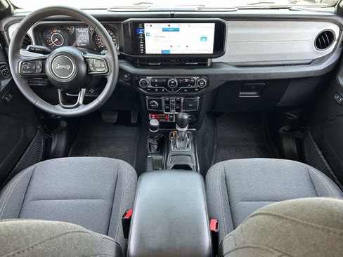 Used 2024 Jeep Wrangler Unlimited Sport AWD/4WD image 13