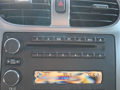 Used 2006 Chevrolet Corvette Coupe w/ Performance Package image 22