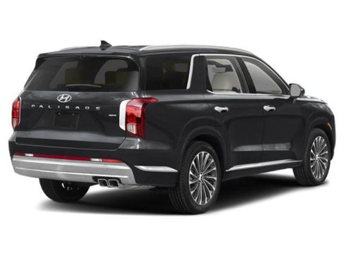 Used 2024 Hyundai Palisade Calligraphy image 5