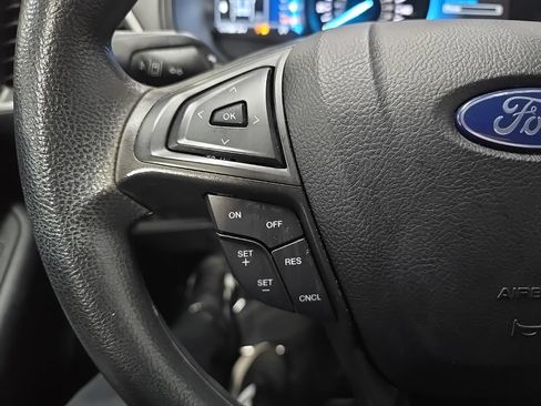 Used 2022 Ford Edge SE w/ Black Appearance Package AWD/4WD image 30
