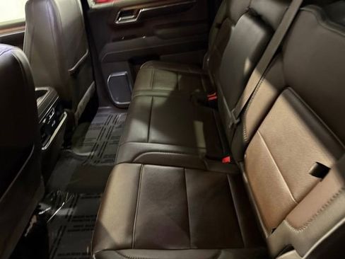 Used 2022 GMC Sierra 1500 Denali AWD/4WD image 32