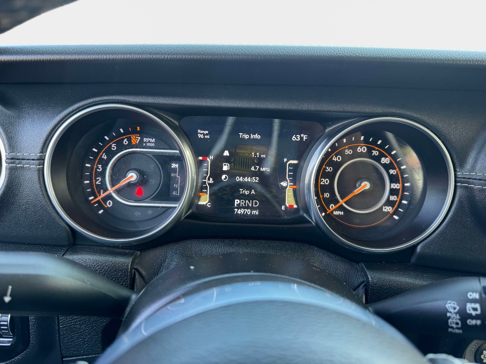 Used 2021 Jeep Wrangler Unlimited Sahara w/ Dual Top Group AWD/4WD image 26