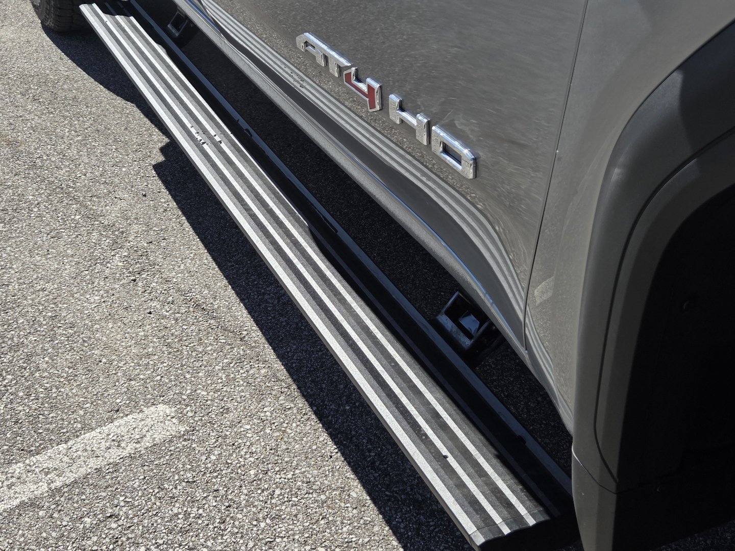 New 2026 GMC Sierra 2500 AT4 w/ Technology Package AWD/4WD image 20