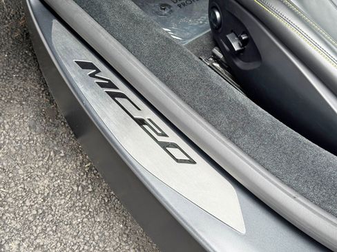 Used 2022 Maserati MC20 Coupe image 23