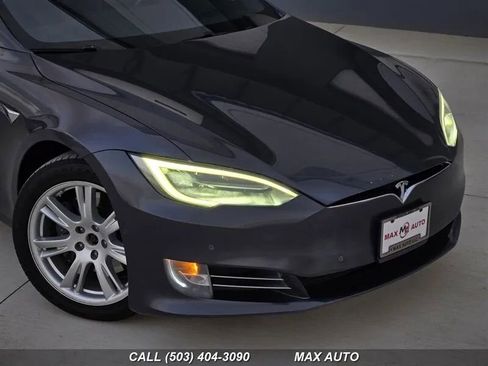 Used 2021 Tesla Model S Long Range Plus image 33