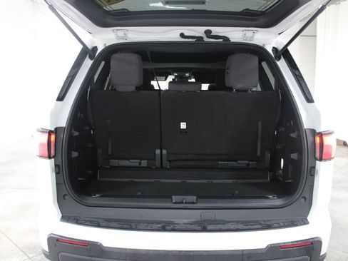 Used 2025 Toyota Sequoia SR5 AWD/4WD image 28