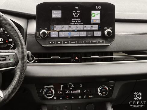 Used 2023 Mitsubishi Outlander SEL FWD image 17
