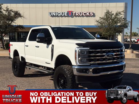 Used 2025 Ford F350 Lariat image 3