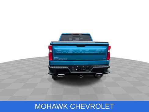 Used 2022 Chevrolet Silverado 1500 LT Trail Boss w/ Convenience Package II image 8