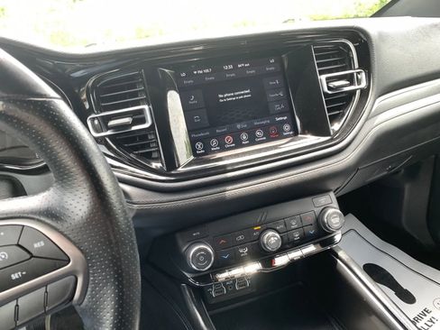 Used 2022 Dodge Durango SXT w/ Blacktop Package RWD image 15