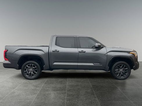 Used 2023 Toyota Tundra Platinum image 7