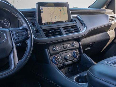 Used 2021 GMC Yukon XL AT4 w/ AT4 Premium Plus Package image 20