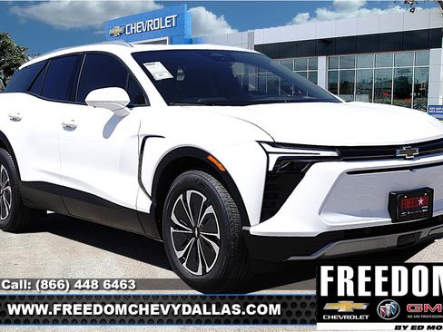 New 2025 Chevrolet Blazer EV LT image 1