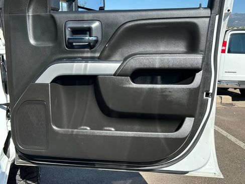 Used 2019 Chevrolet Silverado 1500 LT w/ All Star Edition AWD/4WD image 30