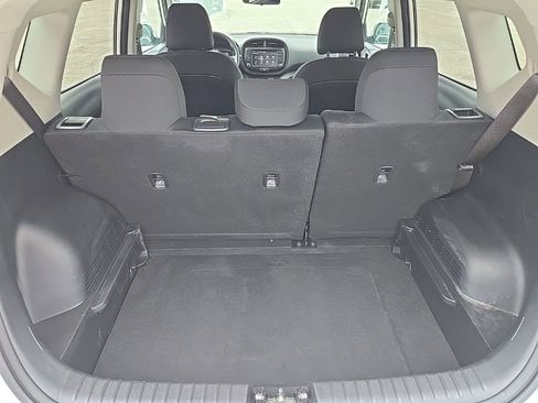 Used 2024 Kia Soul LX image 23