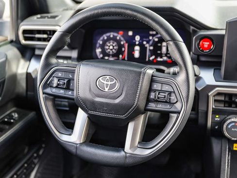 Used 2026 Toyota 4Runner TRD Off-Road AWD/4WD image 15