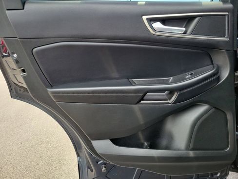 Certified 2023 Ford Edge SEL AWD/4WD image 11